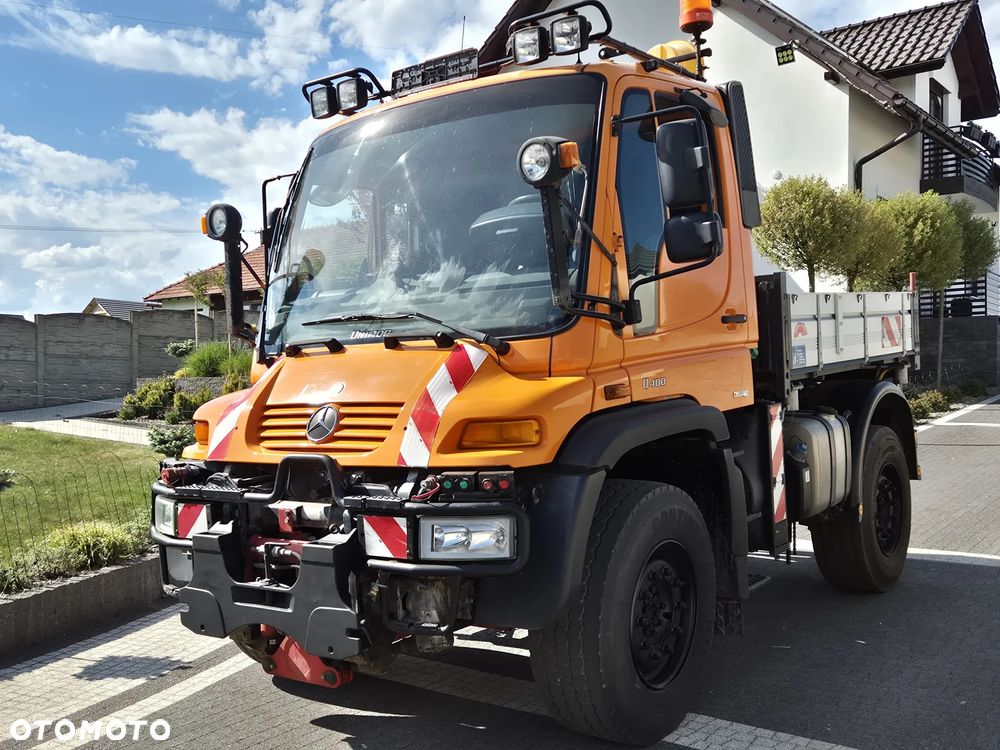 Unimog U400 Ciągnik - 1