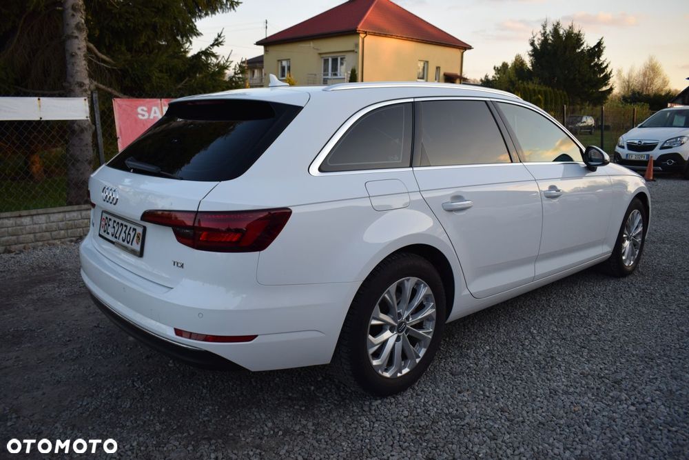 Audi A4 Avant 2.0 TDI S tronic - 2