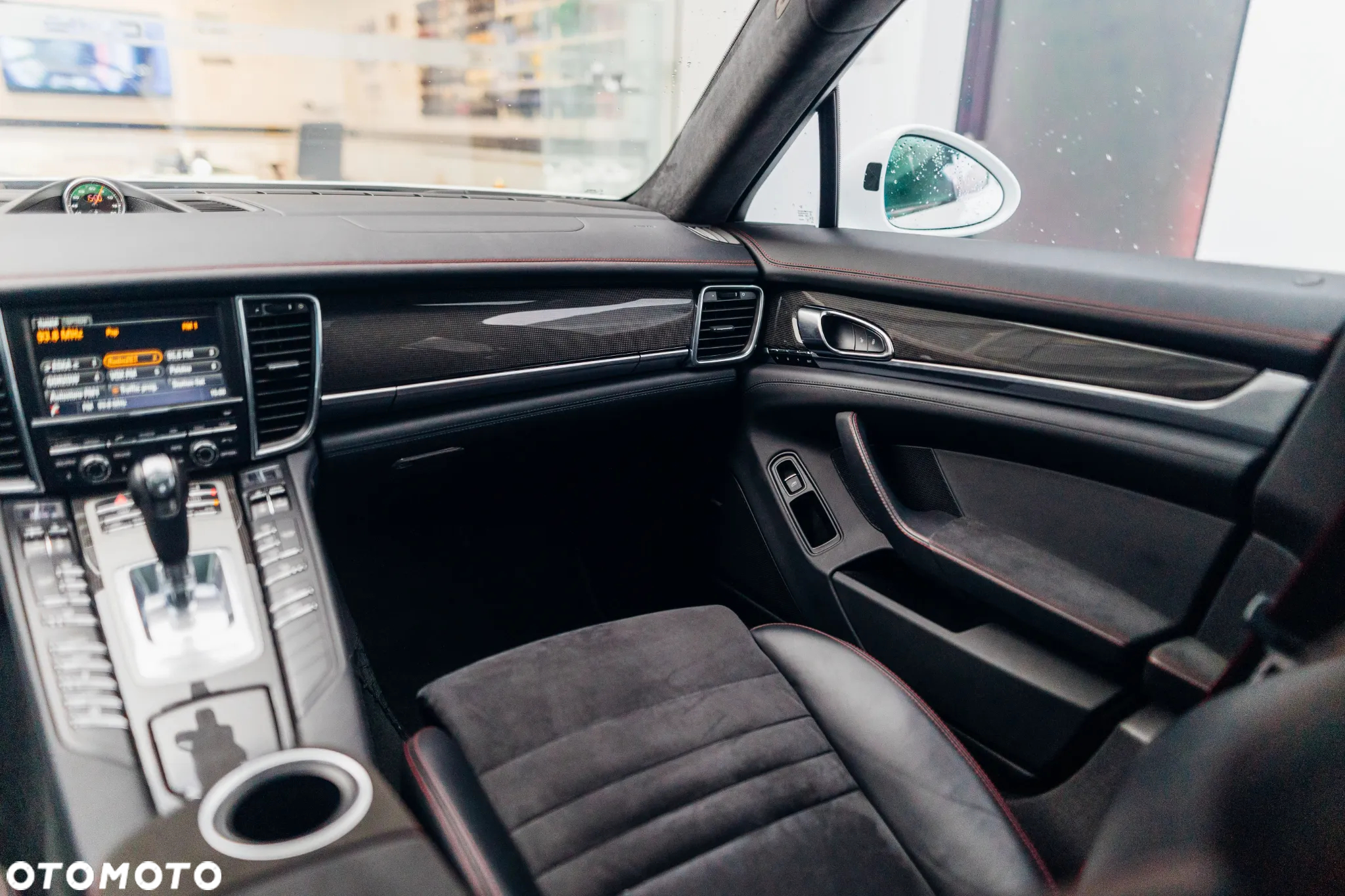 Porsche Panamera GTS - 19