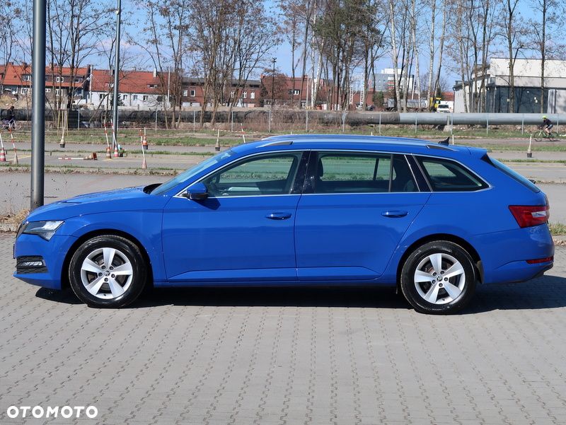 Skoda Superb 2.0 TDI SCR Ambition DSG - 2