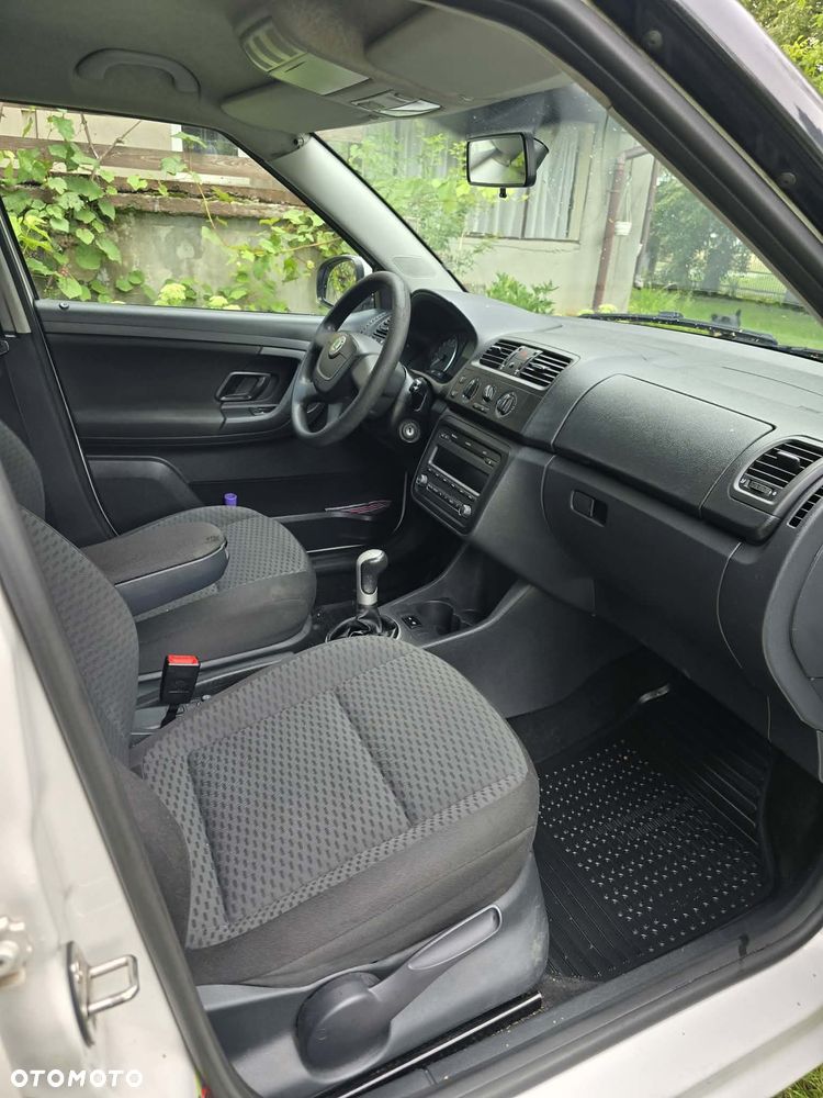 Skoda Fabia 1.6 TDI DPF Ambition - 6