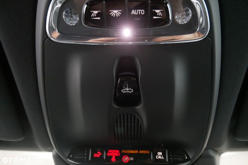 Volvo XC 60 - 36