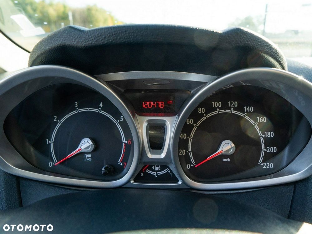 Ford Fiesta - 29