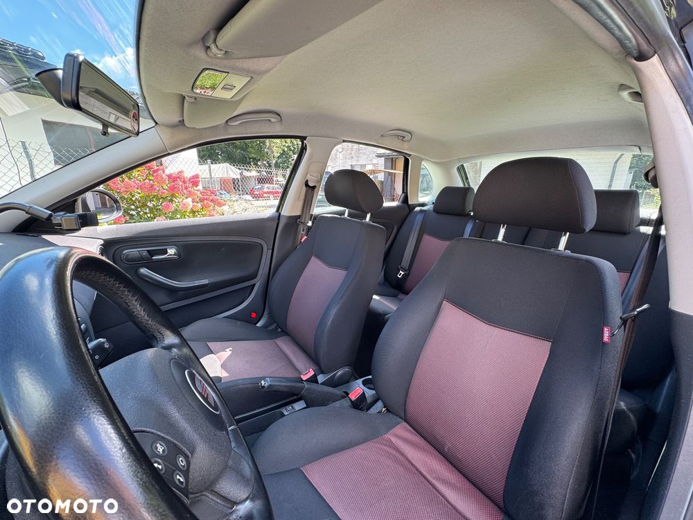 Seat Ibiza 1.6 16V Sport - 5