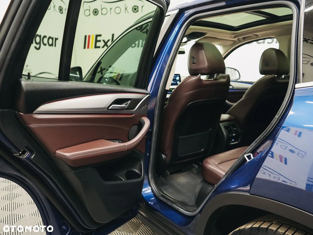 BMW X3 xDrive20d mHEV - 33