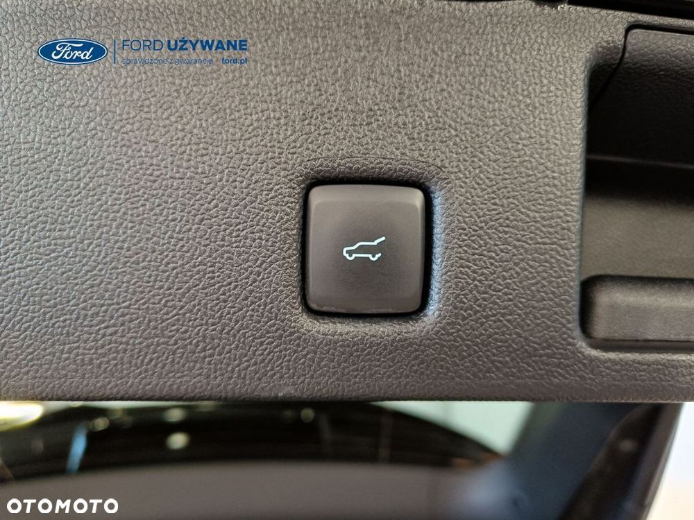 Ford Kuga 2.5 Duratec PHEV ST-LINE X - 9