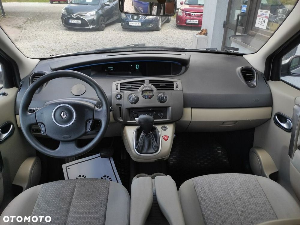 Renault Scenic - 11