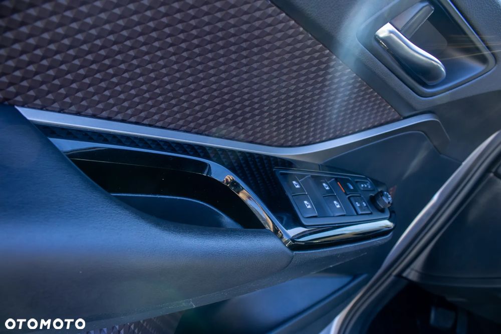 Toyota C-HR - 10