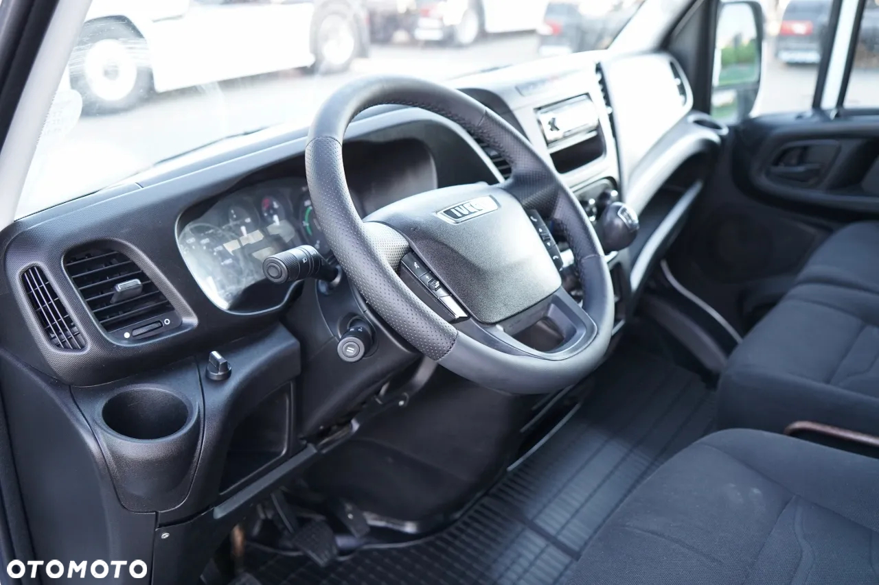 Iveco DAILY 35-150 / BRYGADOWKA / WYWROTKA – 2,4 M / BLIŹNIAK / SKRZYNIA NARZĘDZIOWA / SPROWADZONY / PO KONTRAKCIE SERWISOWYM - 25
