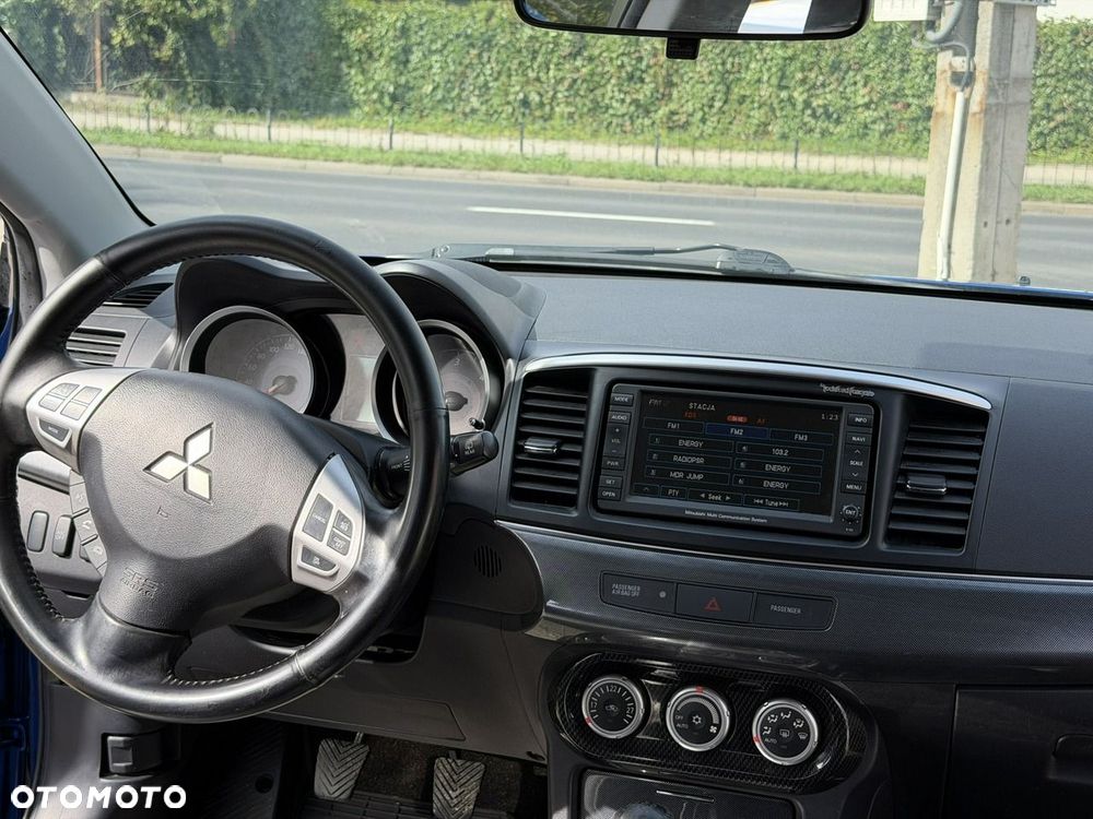 Mitsubishi Lancer - 22