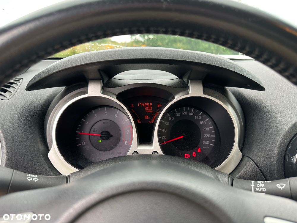 Nissan Juke - 18