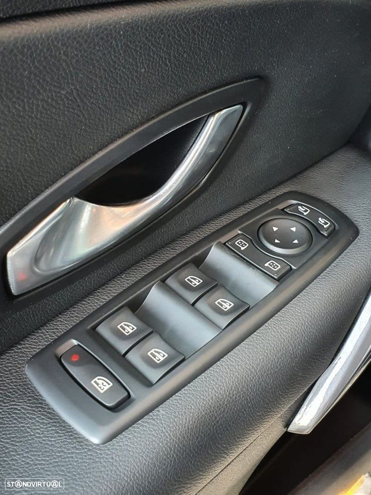 Renault Mégane Sport Tourer 1.4 TCE GT Line - 19