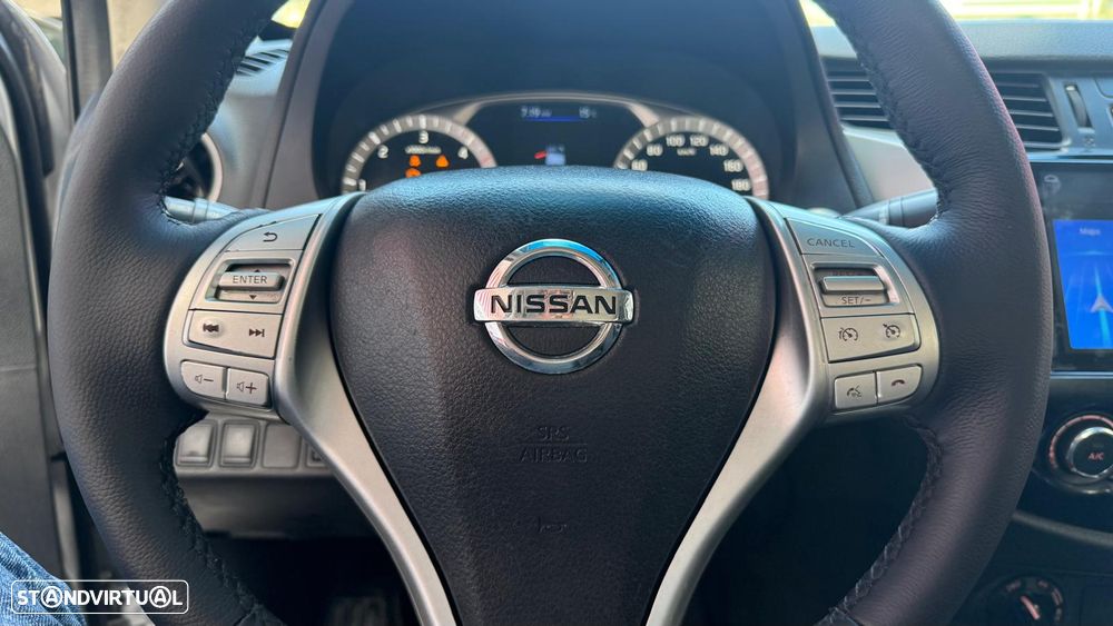 Nissan Navara 2.3 dCi CD 4WD N-Connecta - 10
