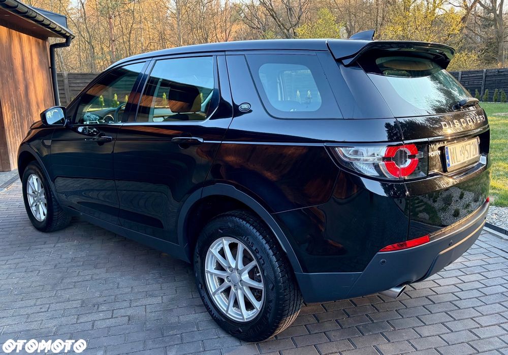 Land Rover Discovery Sport 2017 photo 3