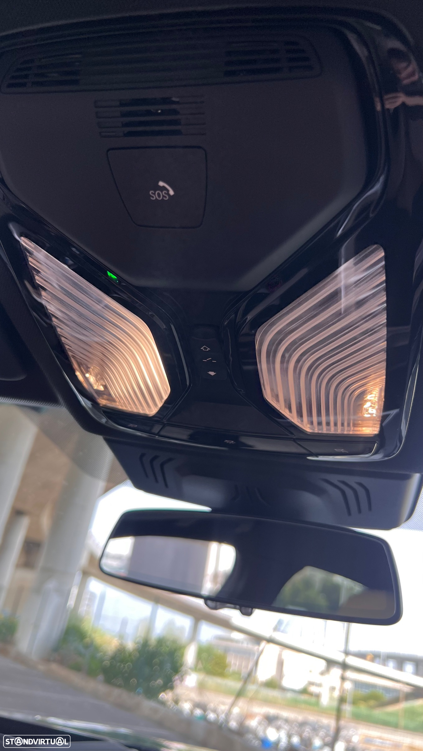 BMW 330 e Pack Desportivo M Auto - 24