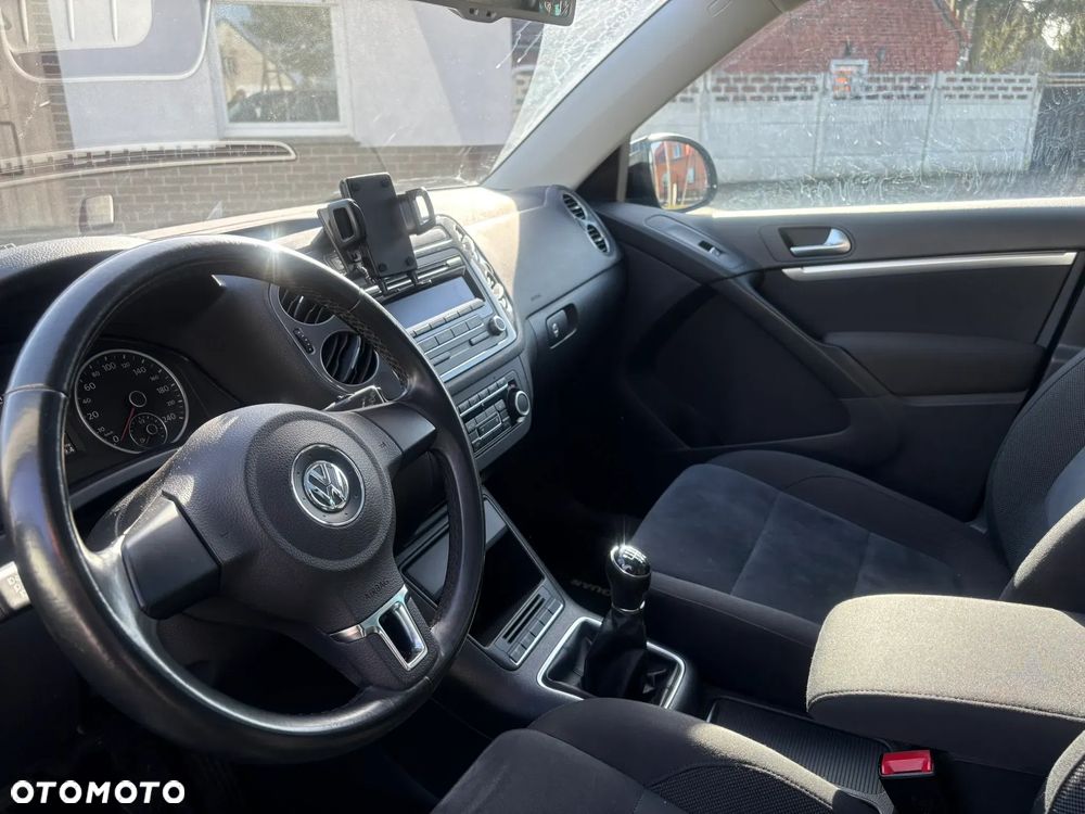 Volkswagen Tiguan 1.4 TSI Perfectline - 10