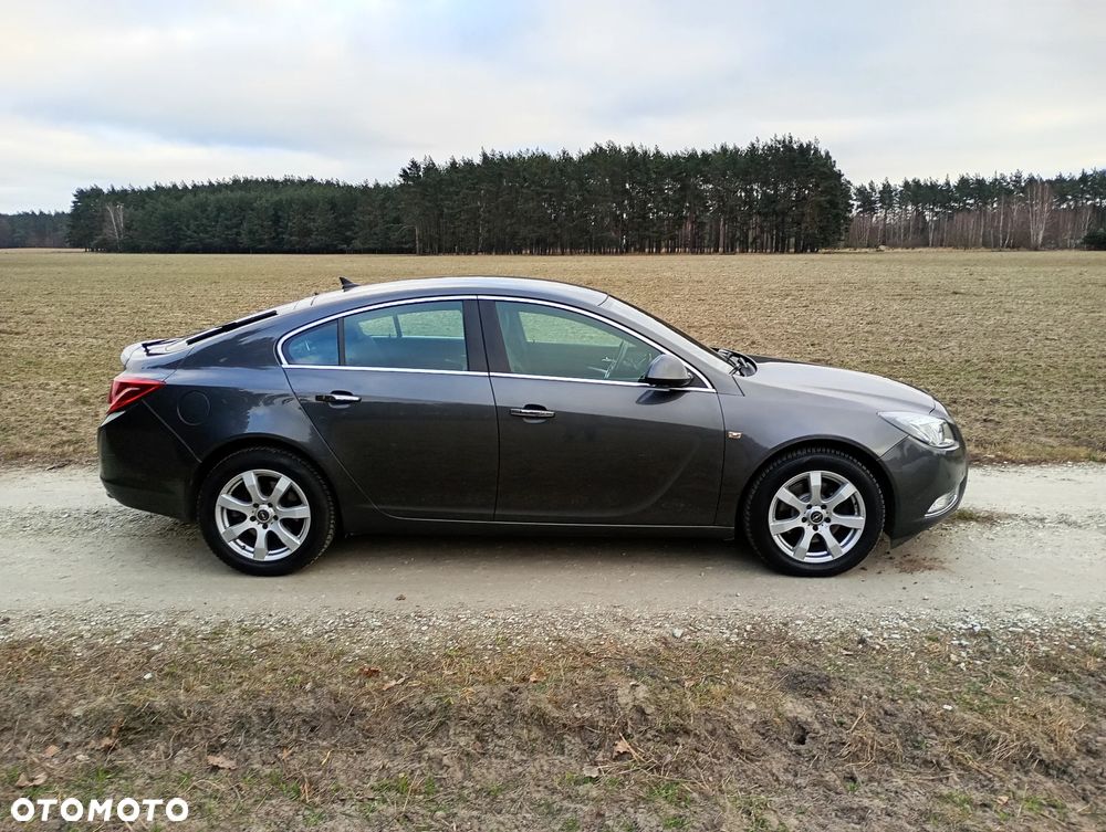 Opel Insignia 2.0 T Sport 4x4 - 5
