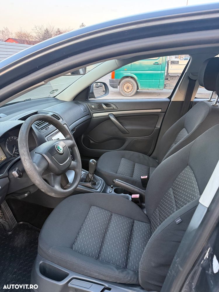 Skoda Octavia 1.6 TDI DPF Classic - 6