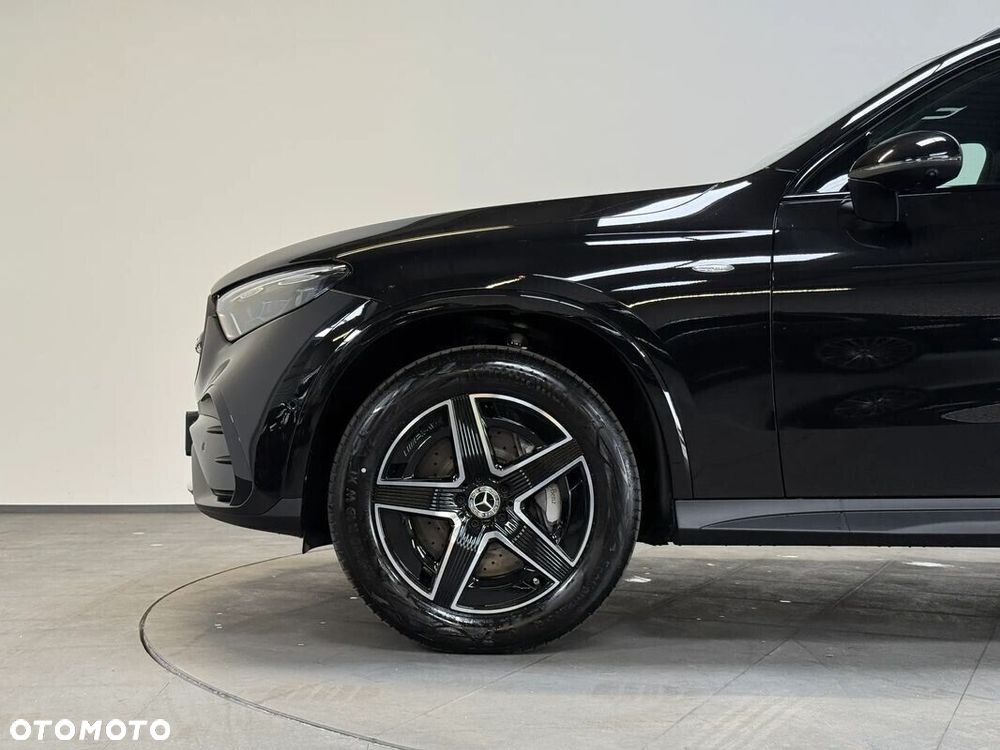 Mercedes-Benz GLC - 21