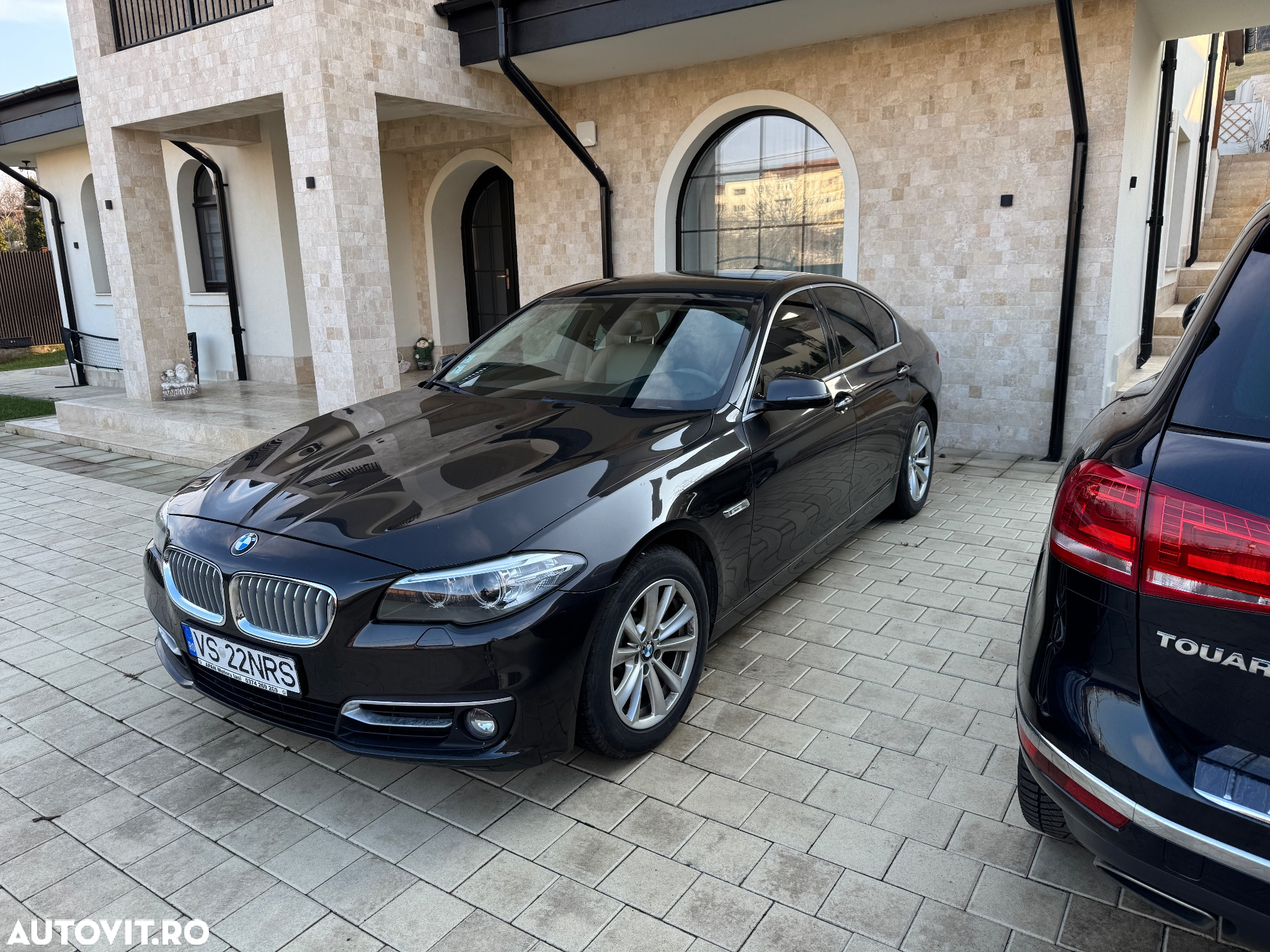 BMW Seria 5 520d xDrive - 3