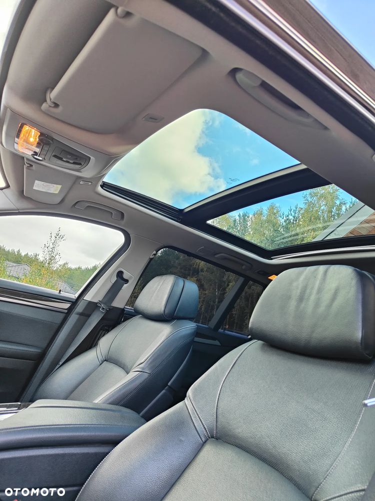 BMW Seria 5 530d xDrive Luxury Line - 30