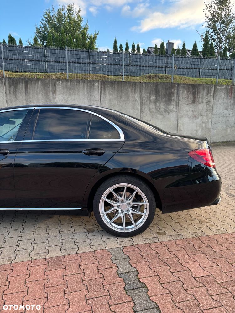 Mercedes-Benz E-Class 2019 photo 4