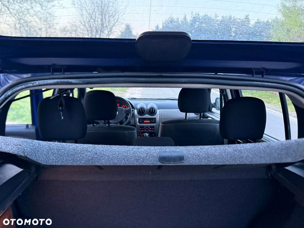 Dacia Sandero 1.2 16V Laureate - 11
