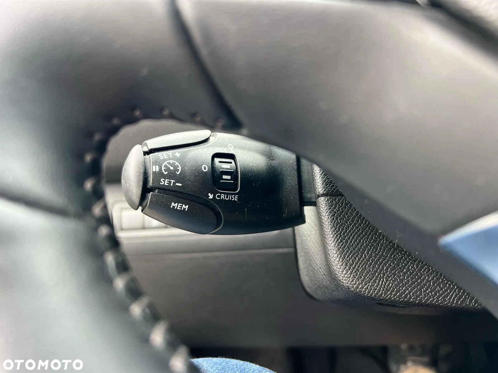 Peugeot 308 1.5 BlueHDi Active S&S EAT6 - 24