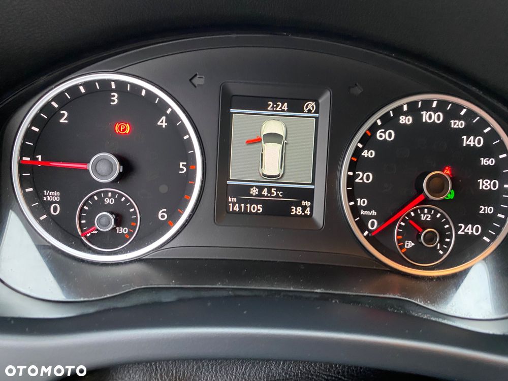 Volkswagen Tiguan 2.0 TDI DPF 4Motion BlueMotion Technology DSG Cup Sport & Style - 13