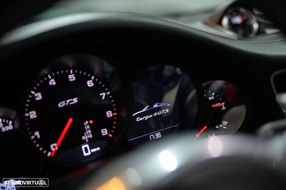 Porsche 911 (991) Targa 4 GTS PDK - 22