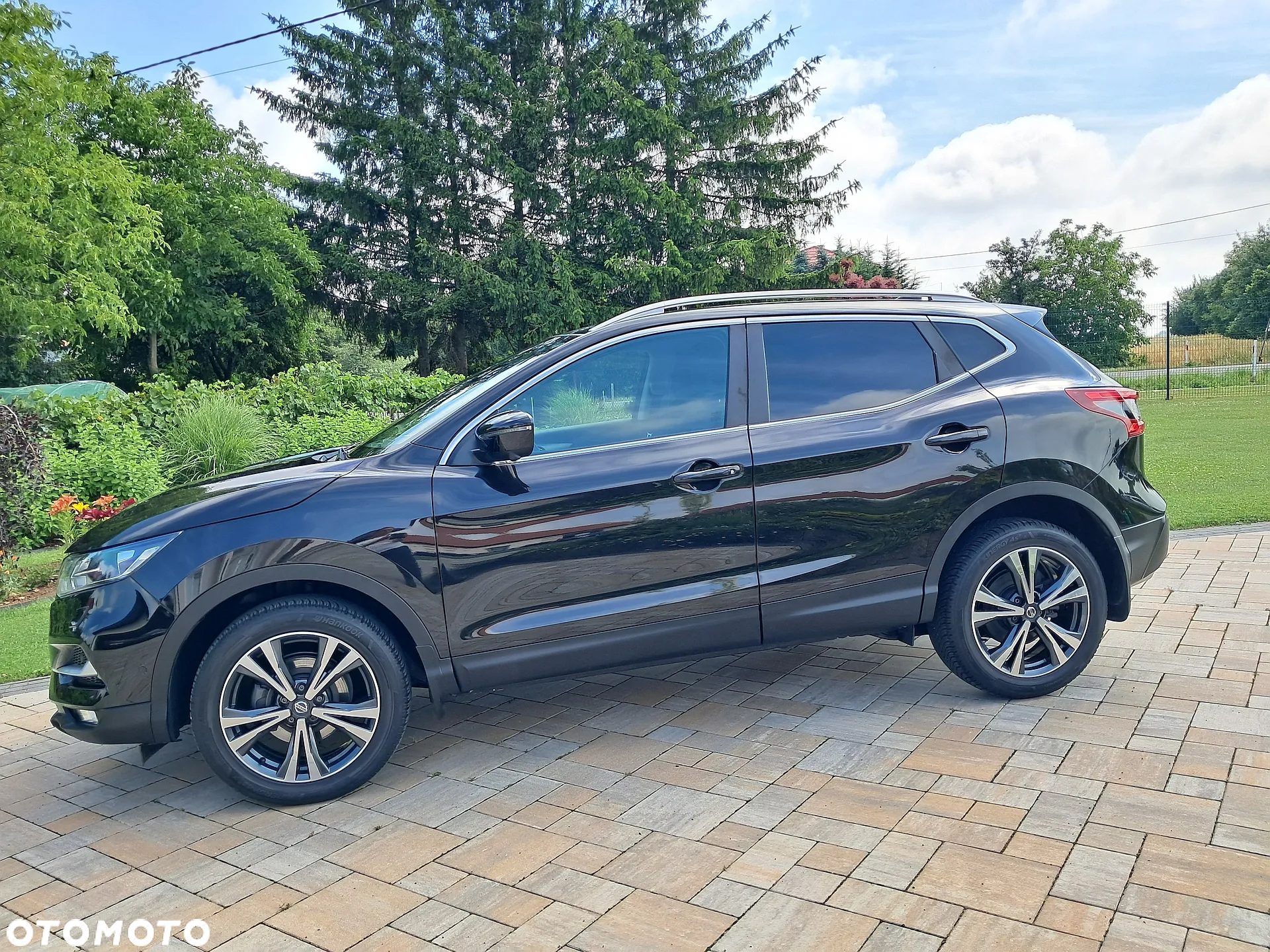 Nissan Qashqai - 2