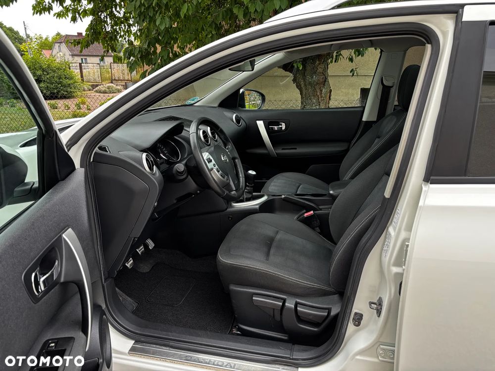 Nissan Qashqai 2.0 tekna - 9