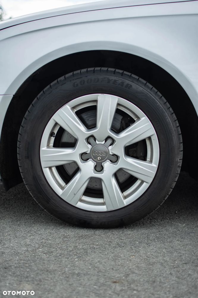 Audi A4 Allroad - 18