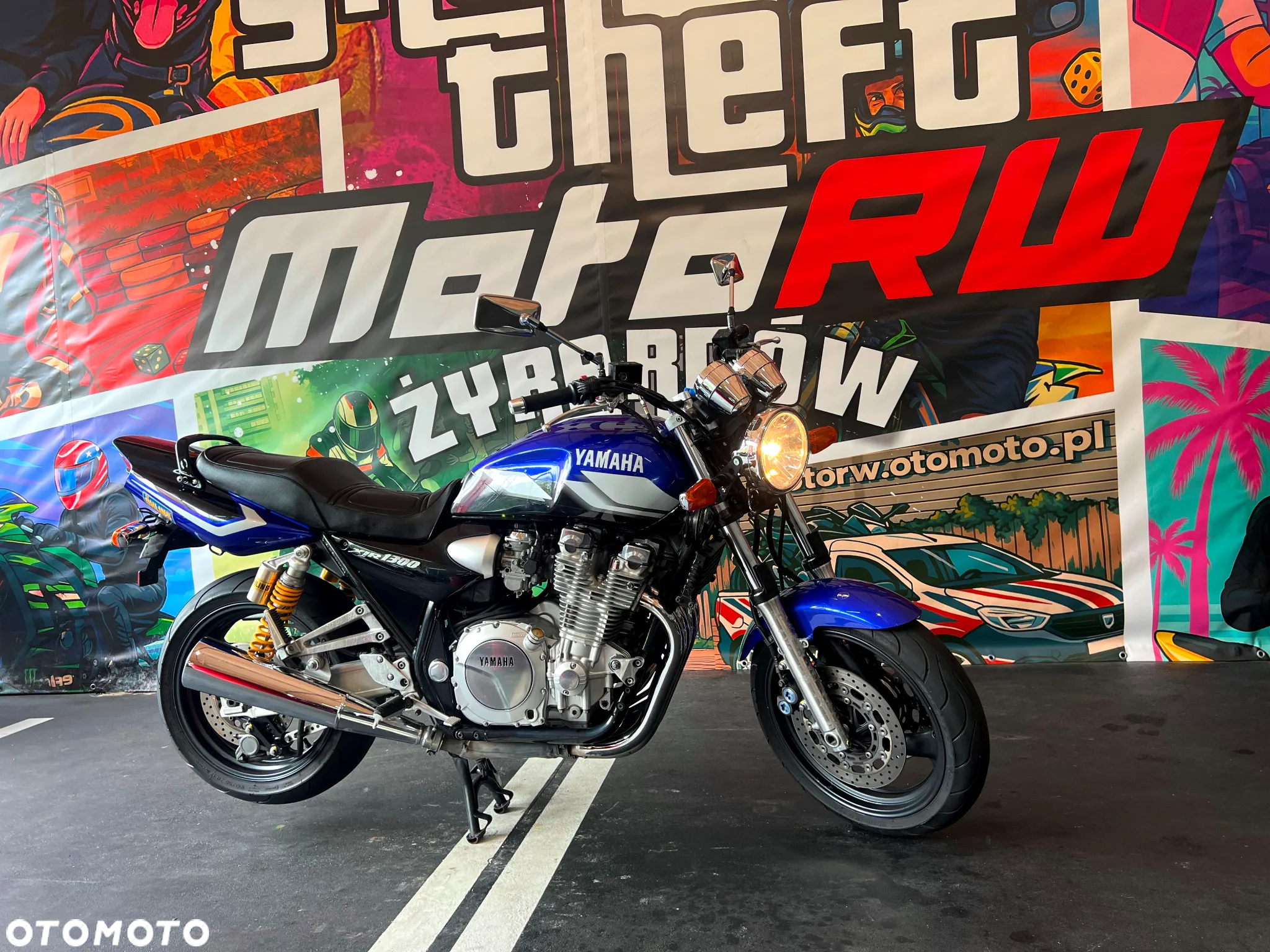 Yamaha XJR - 15