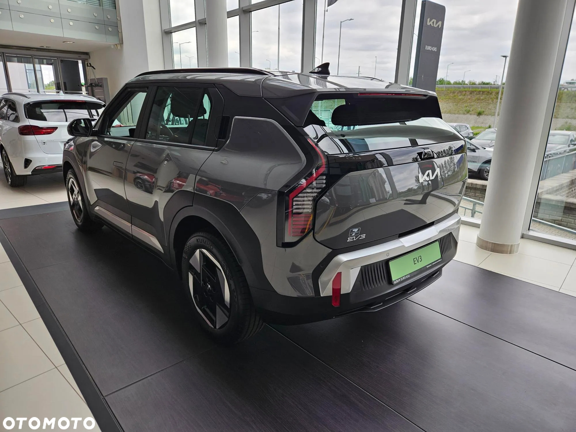 Kia EV3 58.3kWh Air - 8