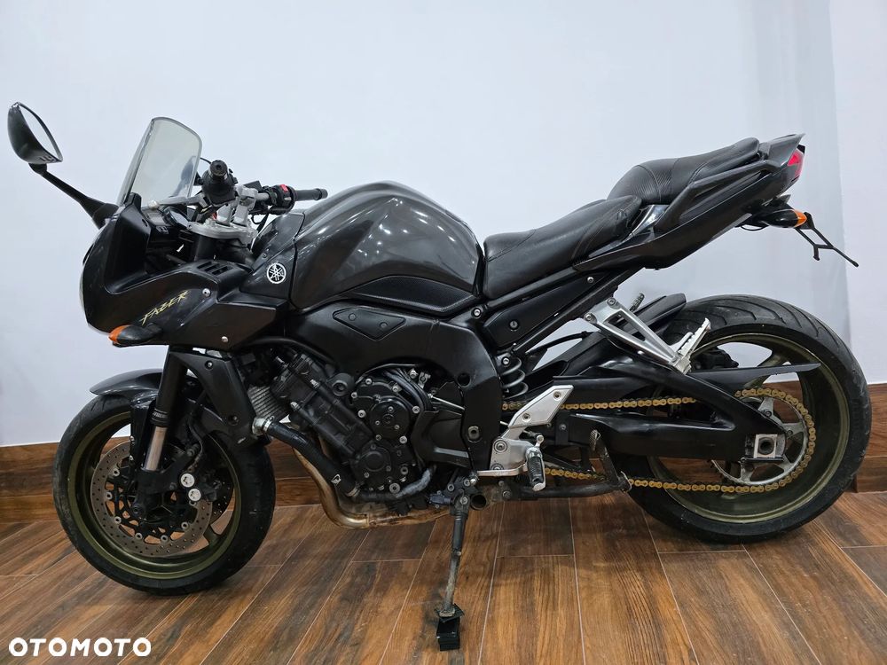Yamaha FZ - 20