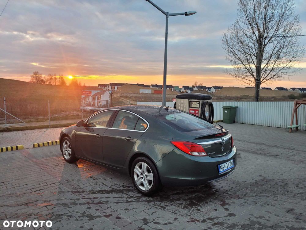 Opel Insignia - 2