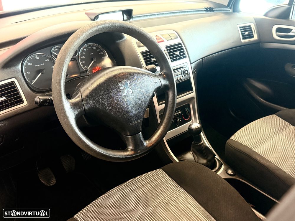 Peugeot 307 1.6 HDi Executive - 5