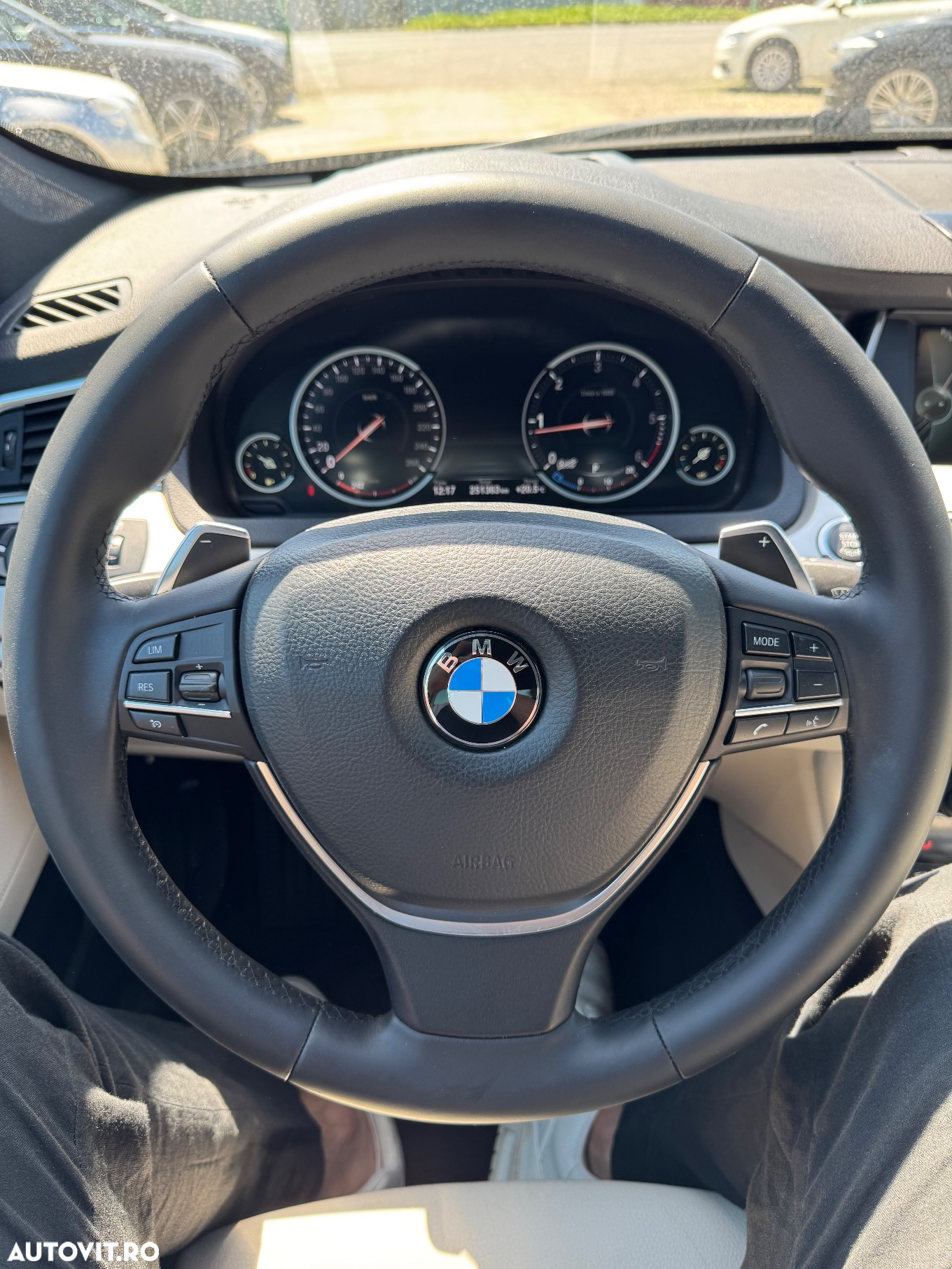 BMW Seria 5 520d Gran Turismo Aut. Luxury Line - 7