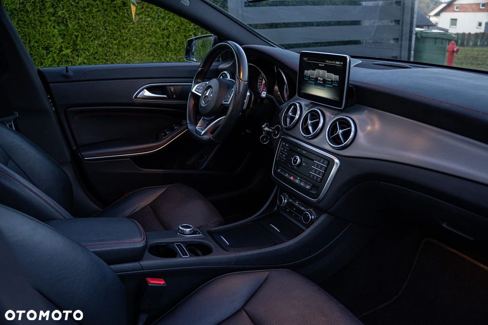 Mercedes-Benz CLA 180 d 7G-DCT AMG Line - 36