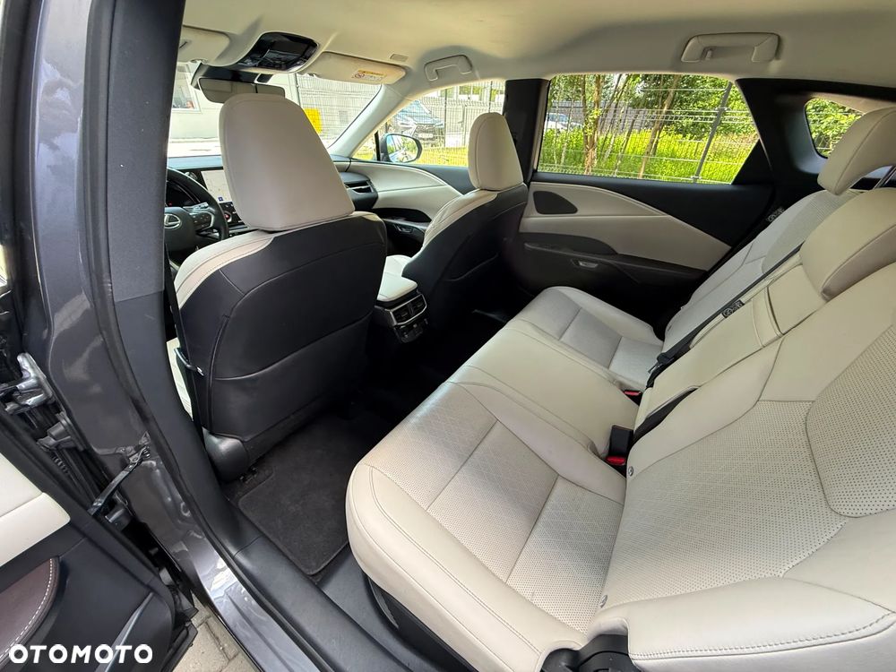 Lexus RX 350h F Sport Design - 13