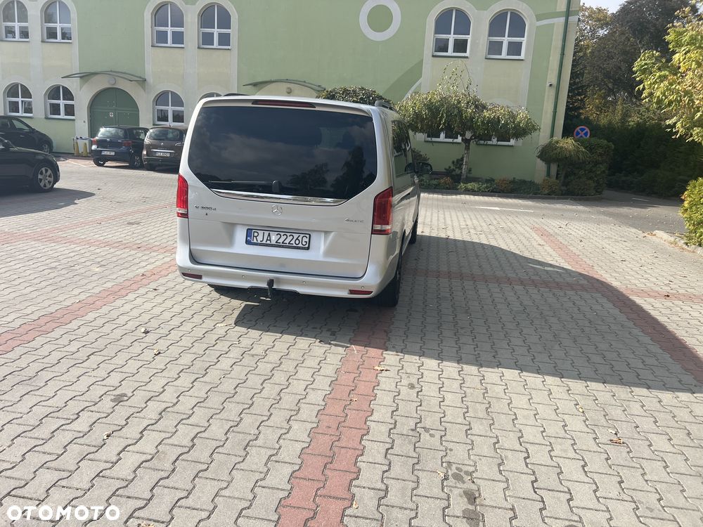 Mercedes-Benz V-Class 2022 photo 4