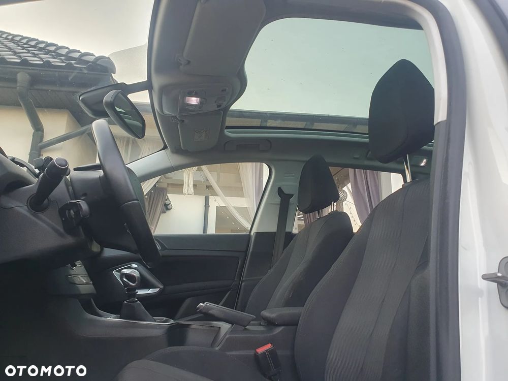 Peugeot 308 1.6 BlueHDi Allure S&S - 4
