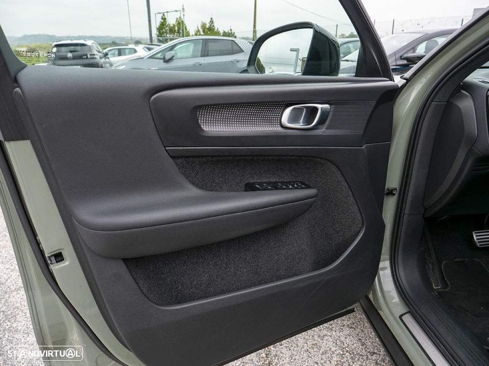 Volvo XC 40 Recharge Pro - 20