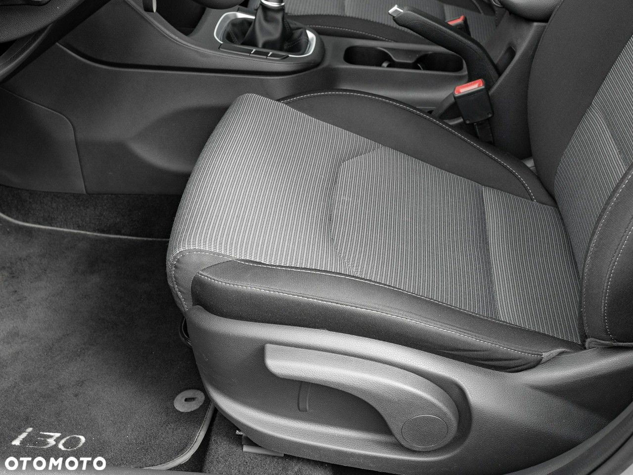Hyundai i30 1.5 DPI Modern - 14