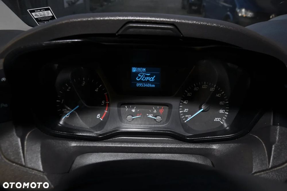 Ford Transit - 38
