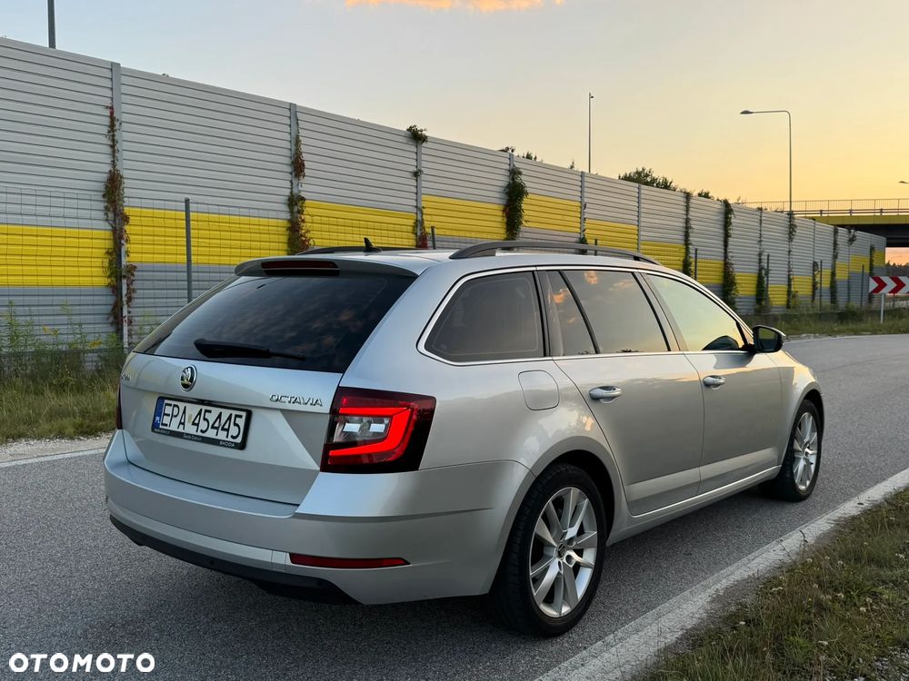 Skoda Octavia 2.0 TDI SCR Style - 36