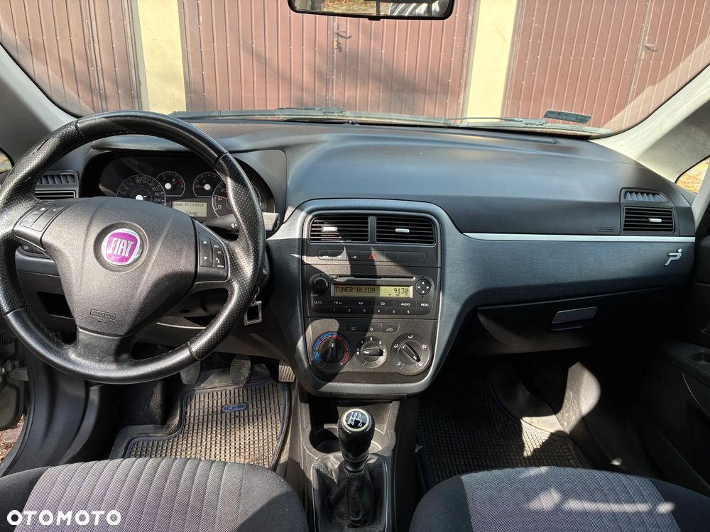 Fiat Grande Punto - 6
