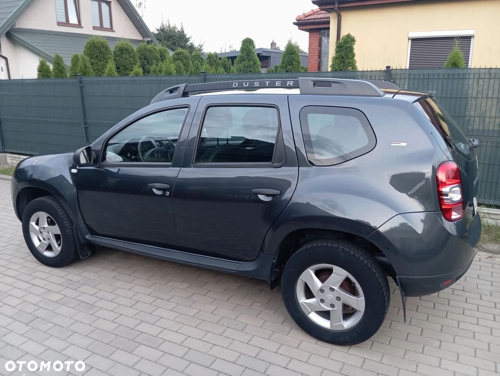 Dacia Duster 1.6 SCe Laureate S&S - 10