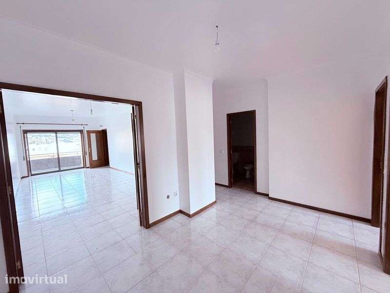 Arrendamento apartamento T2 em S. Victor - Grande imagem: 2/6
